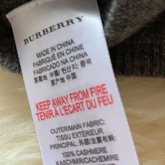 EEEUC Burberry 12-18M cashmere dress - Picture 3 of 3